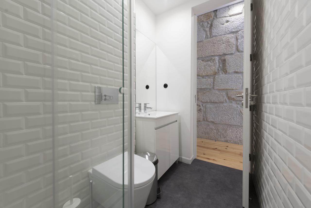 Lovelystay - Rico'S Apartment - Almada 2º F Порто Екстериор снимка